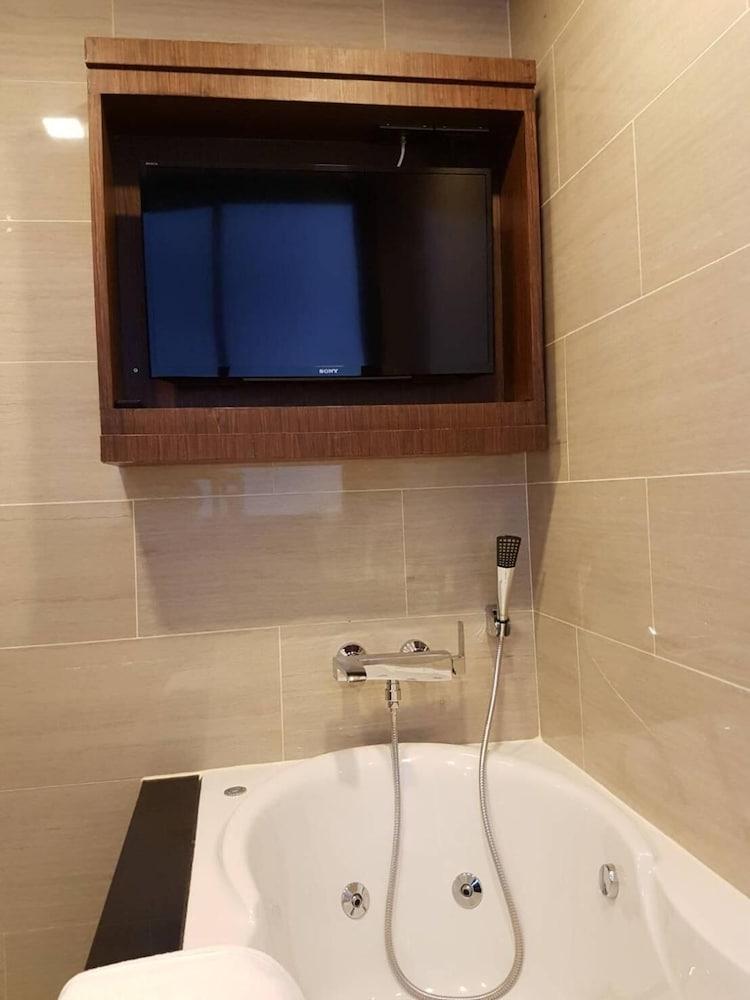 Syama Suite Sukhumvit 20 Bangkok Luaran gambar